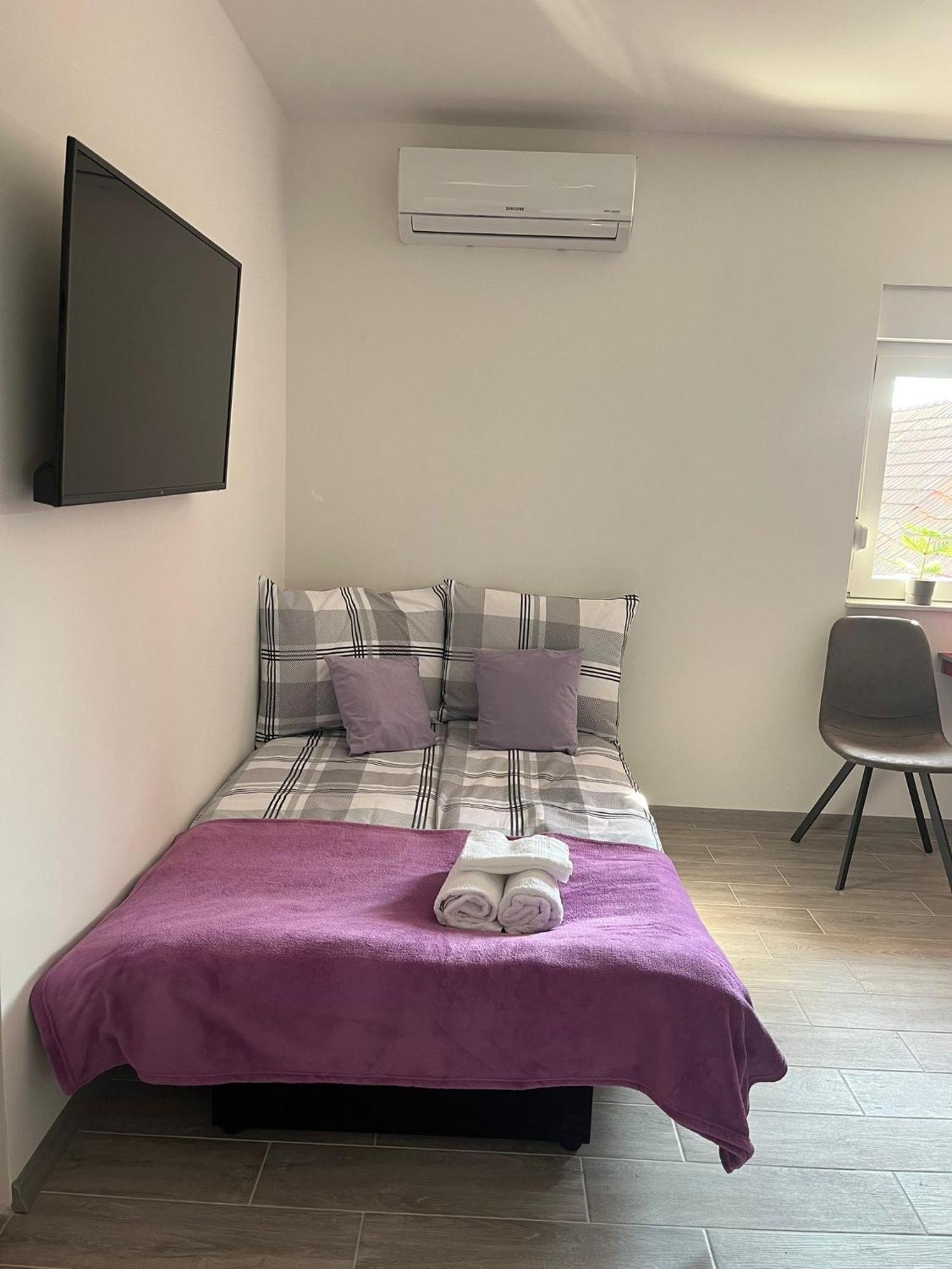 Rooms Jelak فيليكا غوغيتْسا الغرفة الصورة